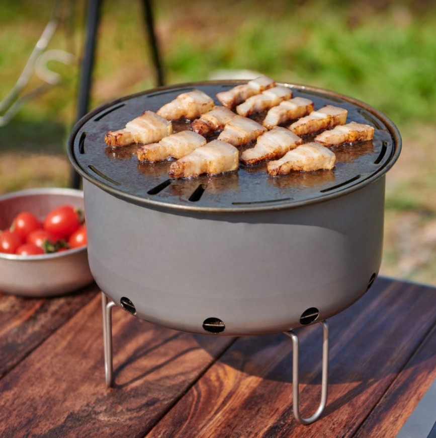 Outdoor Titanium Portable Flat - مراجعة Camping Cooking Table With Windshield وسعره