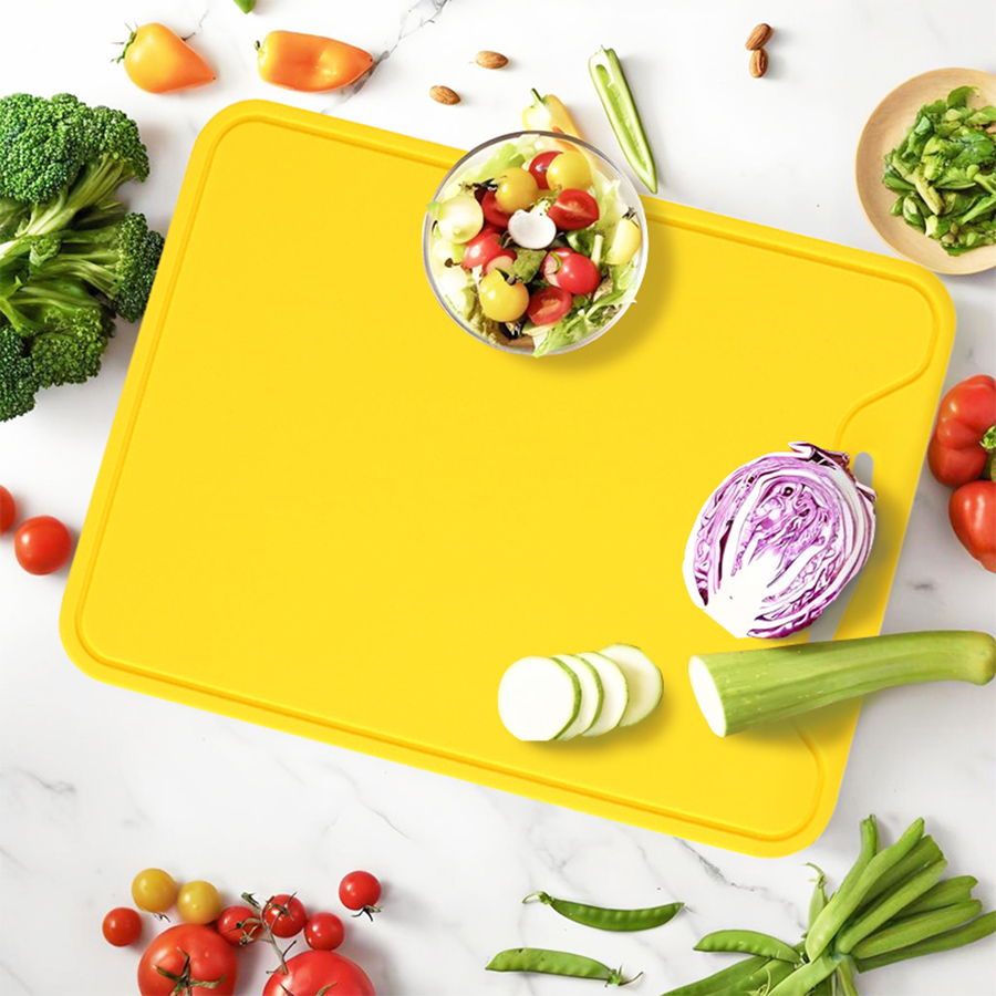 Reversible Silicone Cutting Bo - مراجعة Camp Cutting Board وسعره